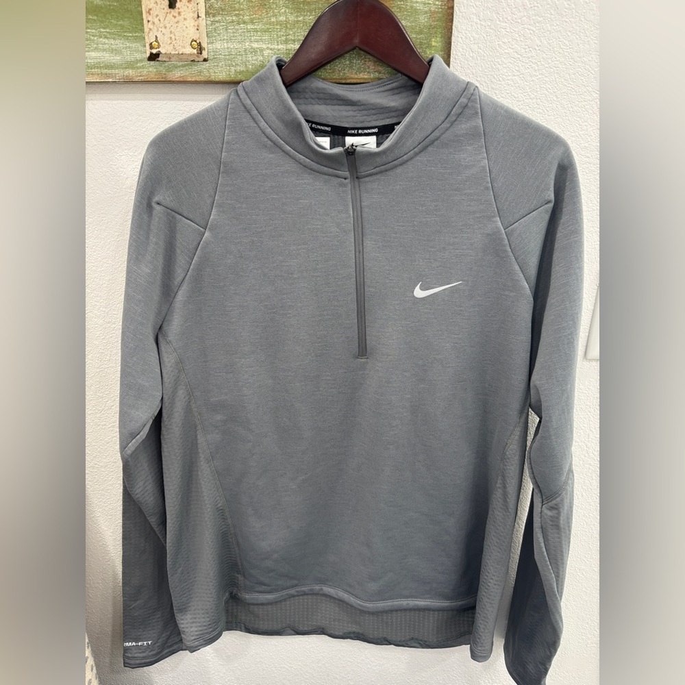 Nike Men's Gray Sweater *NWT*